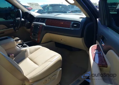 2007 Chevrolet Avalanche 1500 Lt из США, поврежденный, VIN 3GNEC12J87G320527